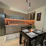 Cozy Apartment In The City Of Shkodra