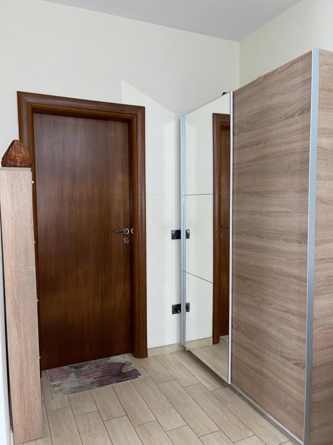 Cozy In The Of Apartment Shkodra