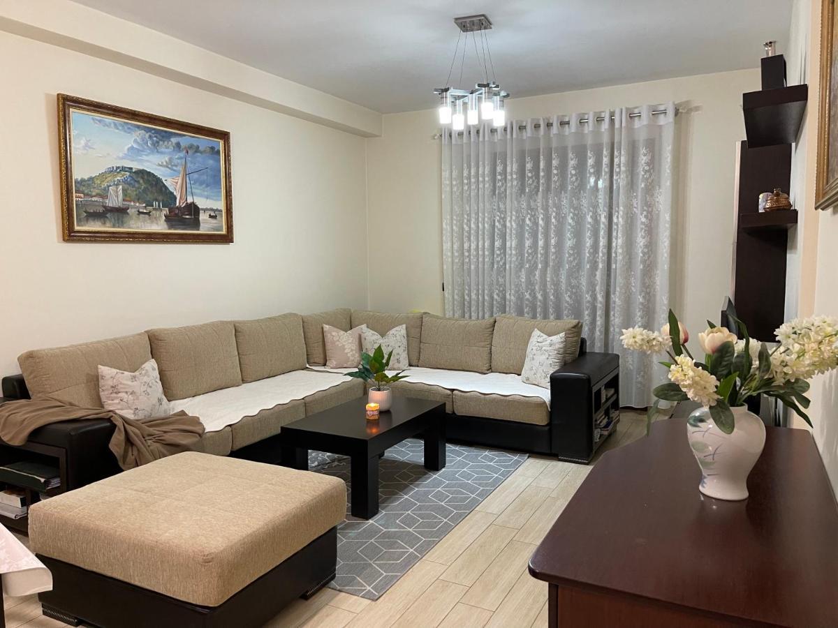 Apartment Cozy In The Of Shkodra